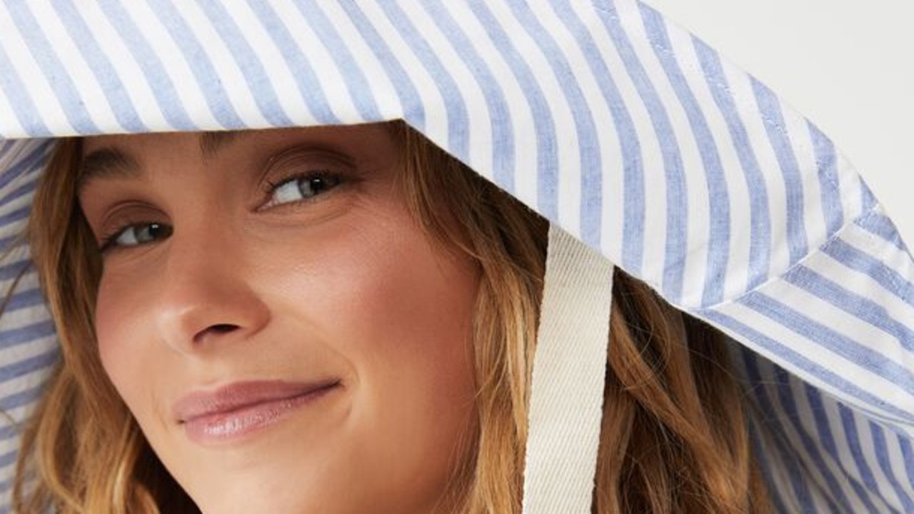 A great sun hat doesn’t have to cost a lot, as this Cotton On option proves. Credit: Cotton On.