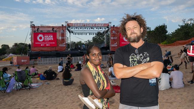 Shania Cooper and Lee Gordon waiting for the concert to kick off. Picture: Pema Tamang Pakhrin