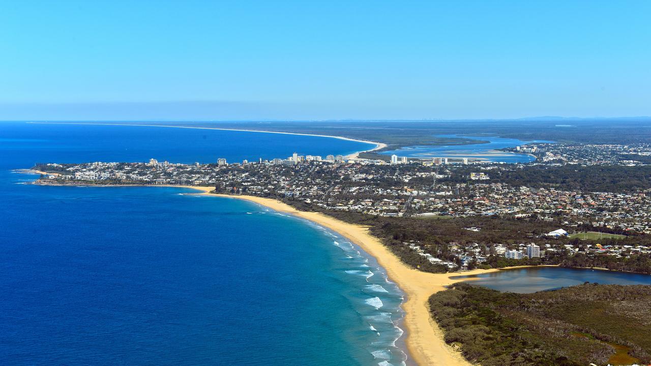 Police investigate man’s sudden death at Currimundi Lake | The Courier Mail