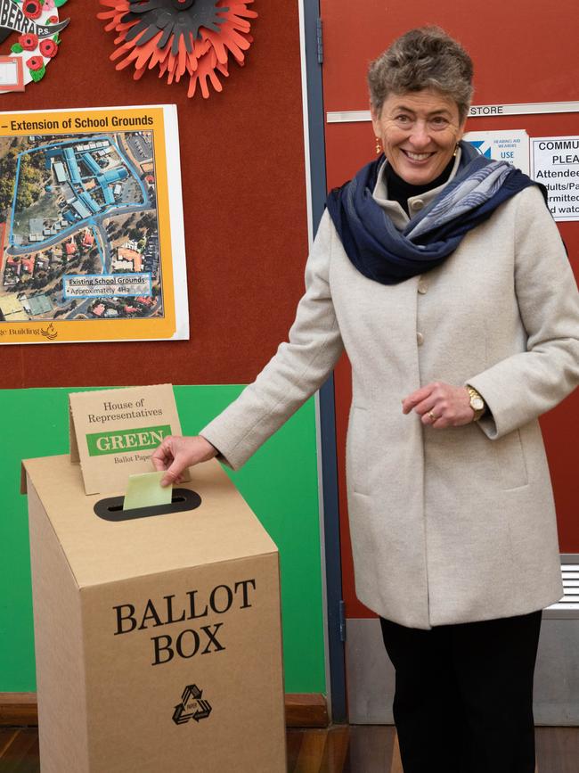 Fiona Kotvojs casts her vote earlier on Saturday.