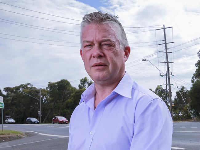 MP Ryan Smith wants action on the Five Ways intersection in Warrandyte, and to have it remodelled and upgraded. Picture by Wayne Taylor 31st January 2020