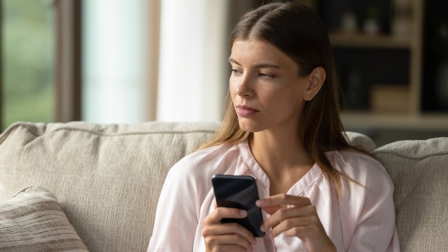 Ever feel yourself falling behind the constant stream of conversation in the group chat? You're not alone. Image: iStock