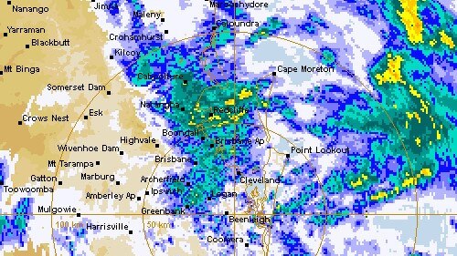 Gold Coast City Council issues severe weather warning as heavy rain batters Queensland