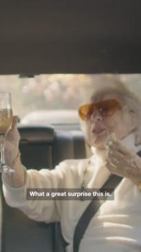  Aldi sends limo to 95-year old granny for her daily shop