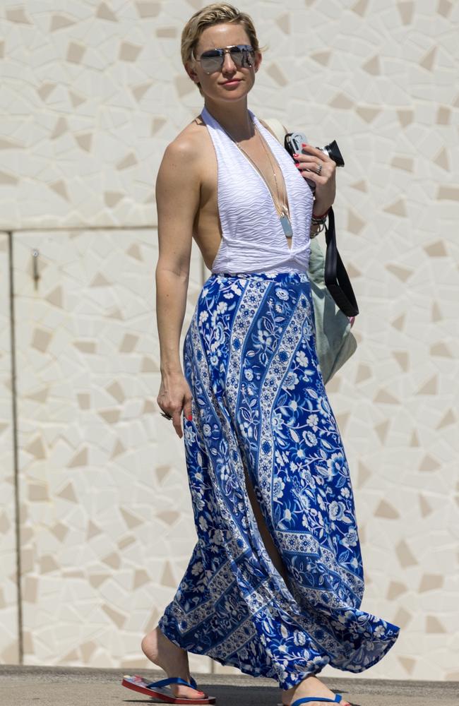 Kate Hudson and boyfriend Danny Fujikawa walked at Bondi Beach on Sunday. Picture: Media Mode