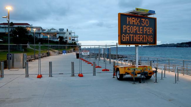 Bondi Beach was empty. Picture: Toby Zerna