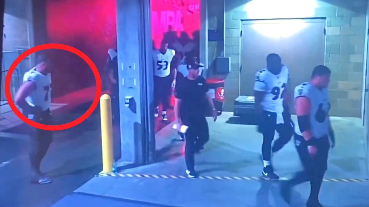 Aussie NFL player goes viral over bizarre act caught on camera