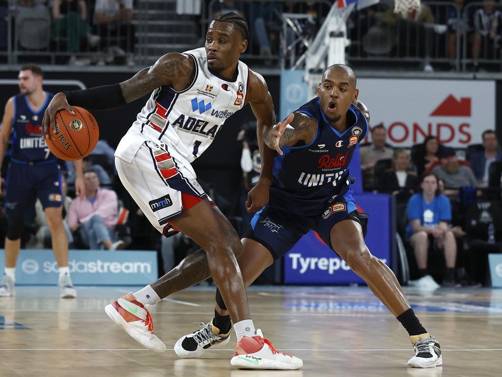 Antonius Cleveland and Rathan-Mayes were once teammates at Illawarra, now foes at other clubs. Picture: Getty Images