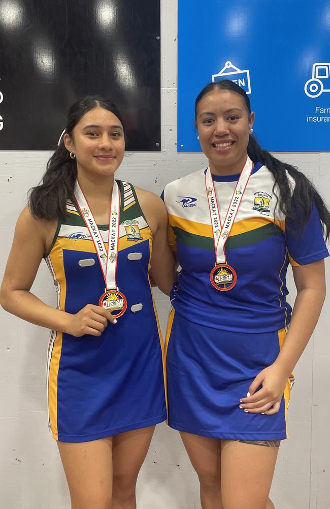 Saupo Toeleiu (left) and teammate Kirsten-Lupe Tanielu (right).