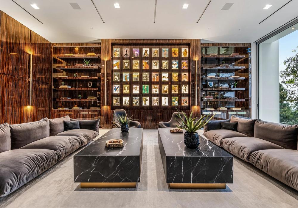 Impress guests with your luxury library. Picture: ConciergeAuctions