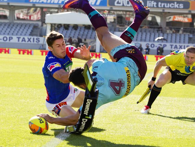 Jordan Kahu scores a spectacular try for the Broncos. Picture: Jenny Evans