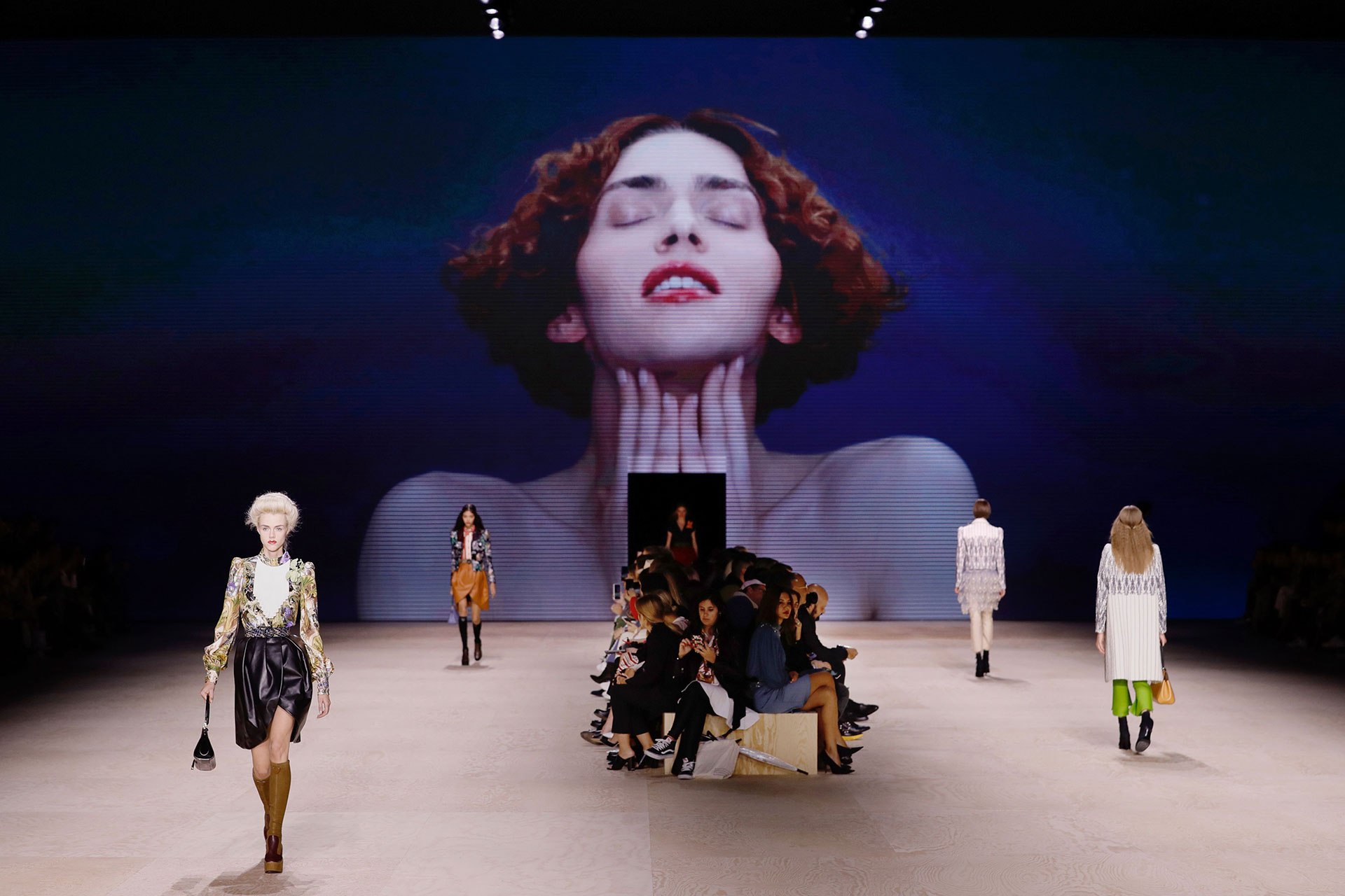 Sophie Xeon, The Scottish Artist Who Provided The Backdrop For The Louis  Vuitton Show At Paris Fashion Week SS20