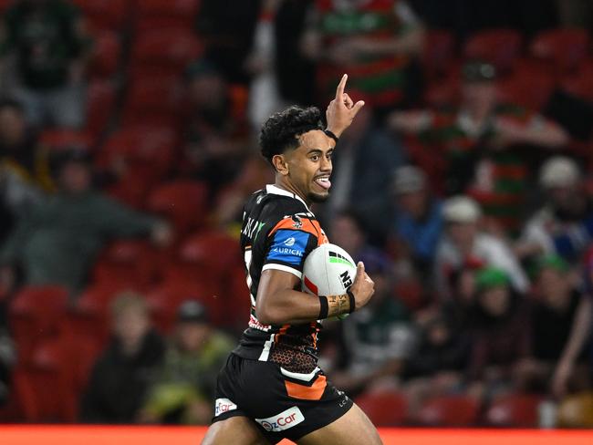 Jahreem Bula scooped up Su’A’s bombed try and ran the length of the field to score himself. Picture: NRL Imagery