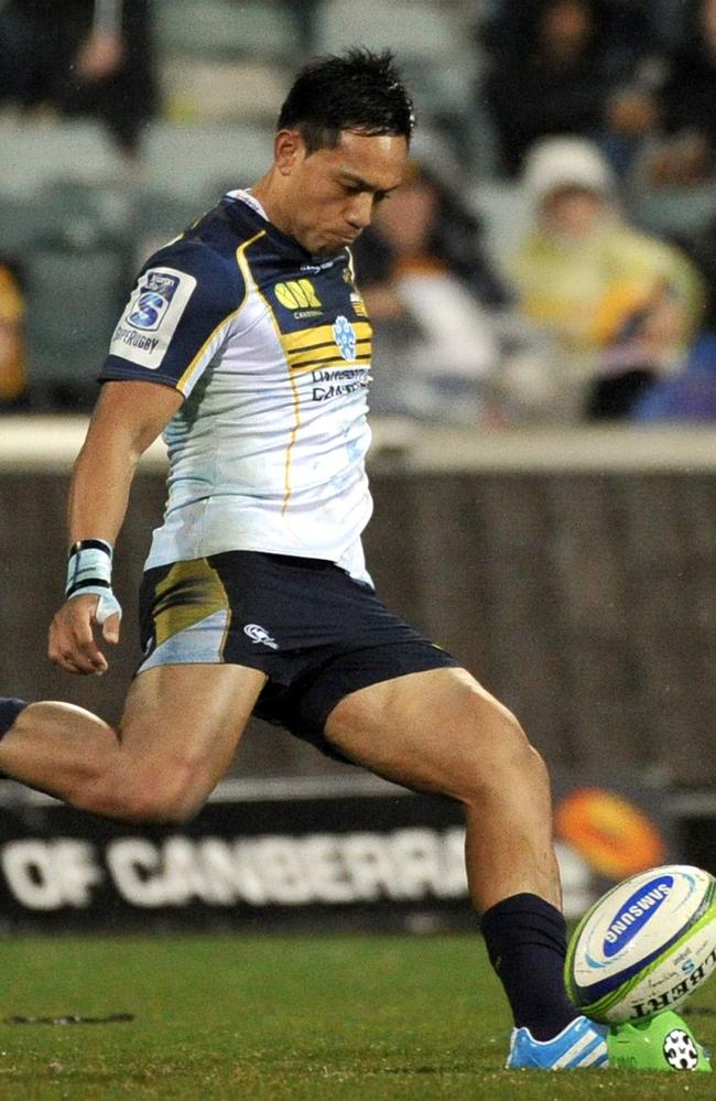 Brumbies centre Christian Lealiifano kicks a penalty against the Sharks.