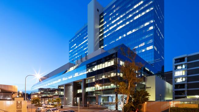 GIC and Charter Hall have bought the Jessie Street Centre in Parramatta from Brookfield.