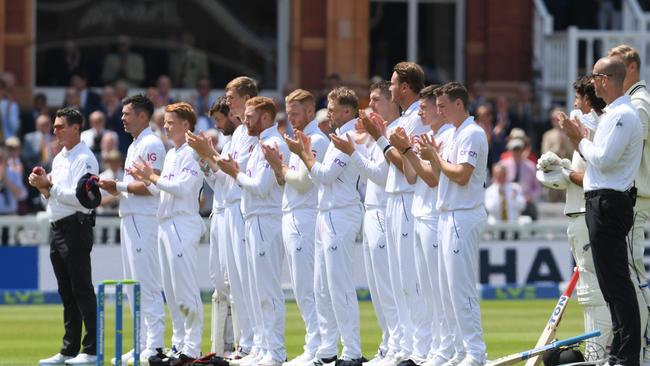 Play stopped after the 23rd over. (Photo by Mike Hewitt/Getty Images)