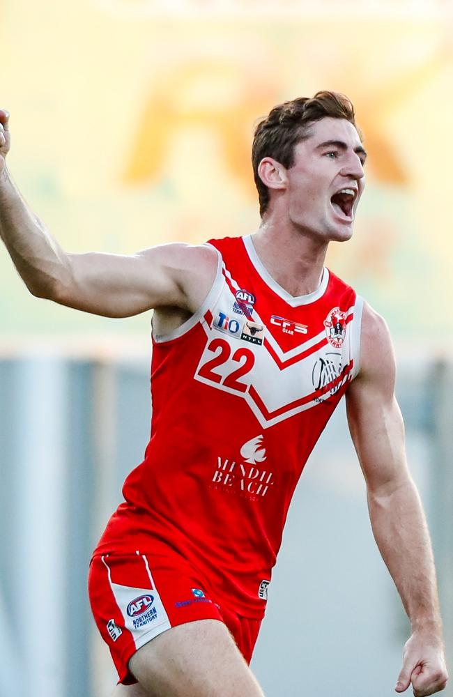 Scott Carlin has been in great form for Waratah in the 2023-24 NTFL season. Picture: Celina Whan / AFLNT Media