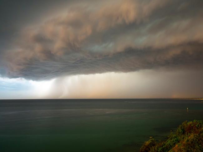 A storm shelf is pictured forming over Port Phillip Bay, near Frankston, Victoria. Picture: Mark Jager/Severe Weather Australia