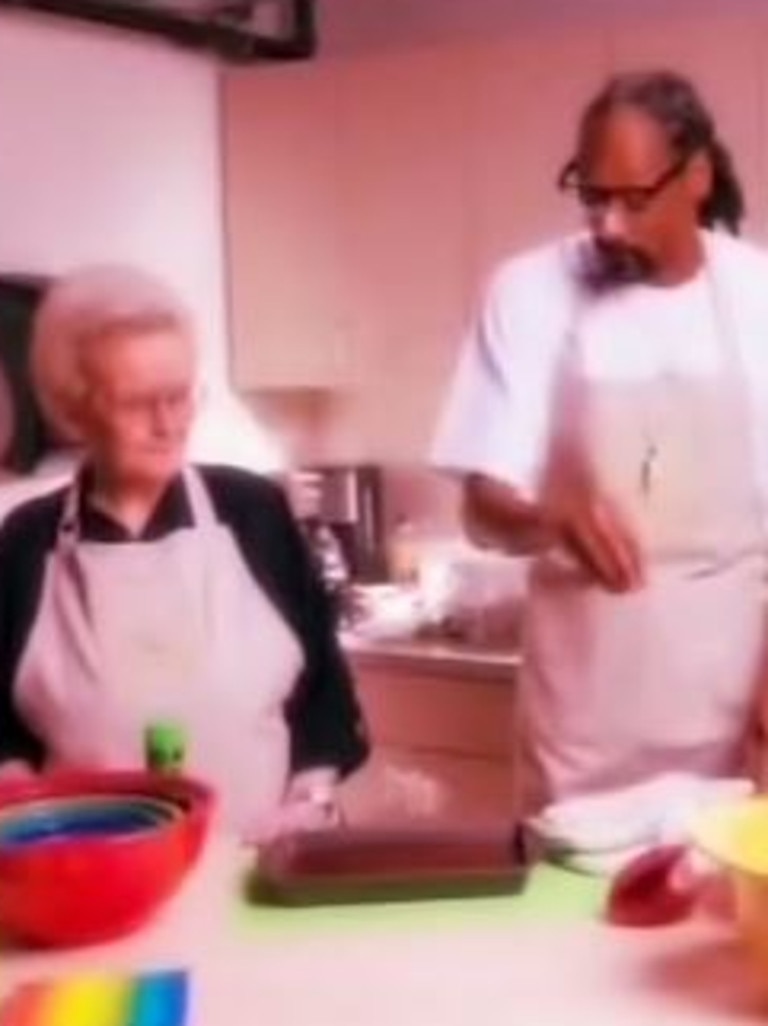 Miley Cyrus tricked her grandma into baking edibles with Snoop Dogg for the VMAs | news.com.au — Australia's leading news site
