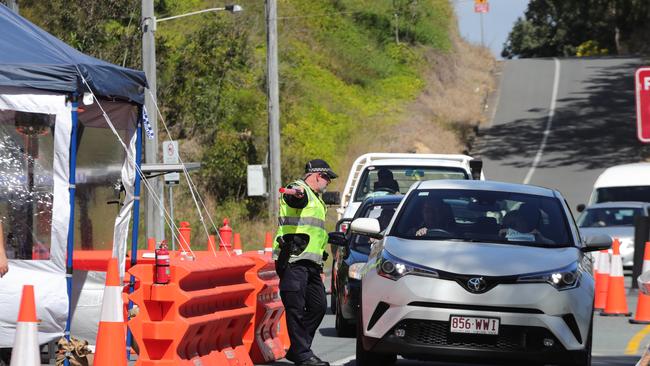 Border checkpoint at Miles St Coolangatta. Picture: Glenn Hampson.