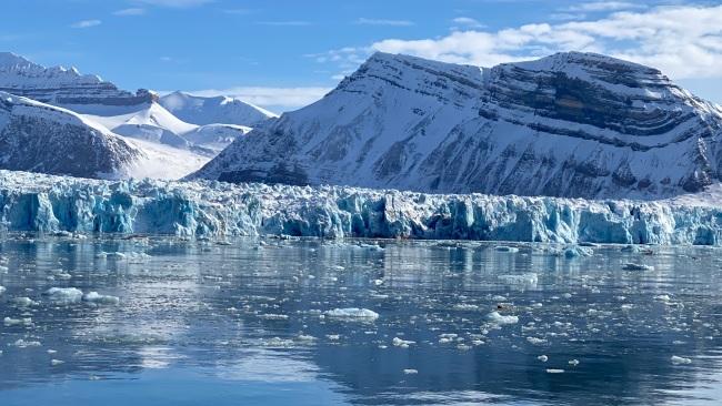 Ice-capades in the Arctic. Picture: Dilvin Yasa