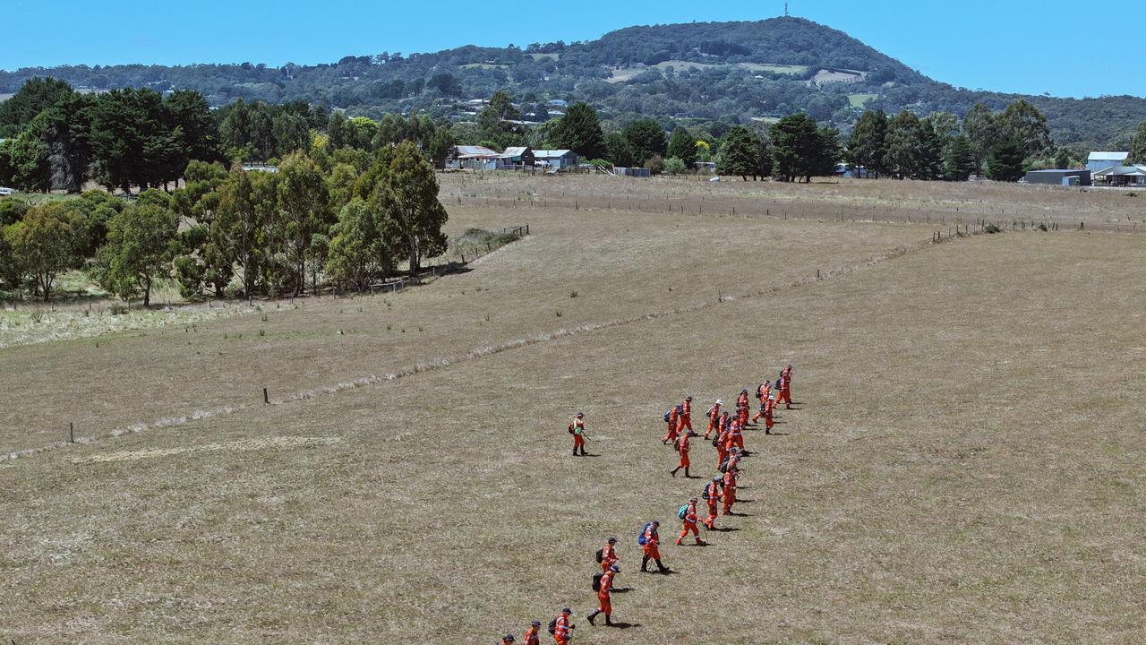 SES crews during a large-scale search in Buninyong earlier this month. Picture: NCA NewsWire / Ian Wilson