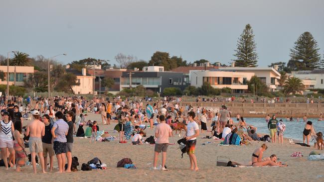 Crowds of people at Elwood Beach on Thursday. Picture: Josie Hayden