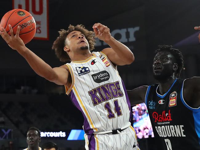MELBOURNE, AUSTRALIA - DECEMBER 16: Biwali Bayles of the Kings drives to the basket during the round three NBL match between Melbourne United and Sydney Kings at John Cain Arena on December 16, 2021, in Melbourne, Australia. (Photo by Kelly Defina/Getty Images)