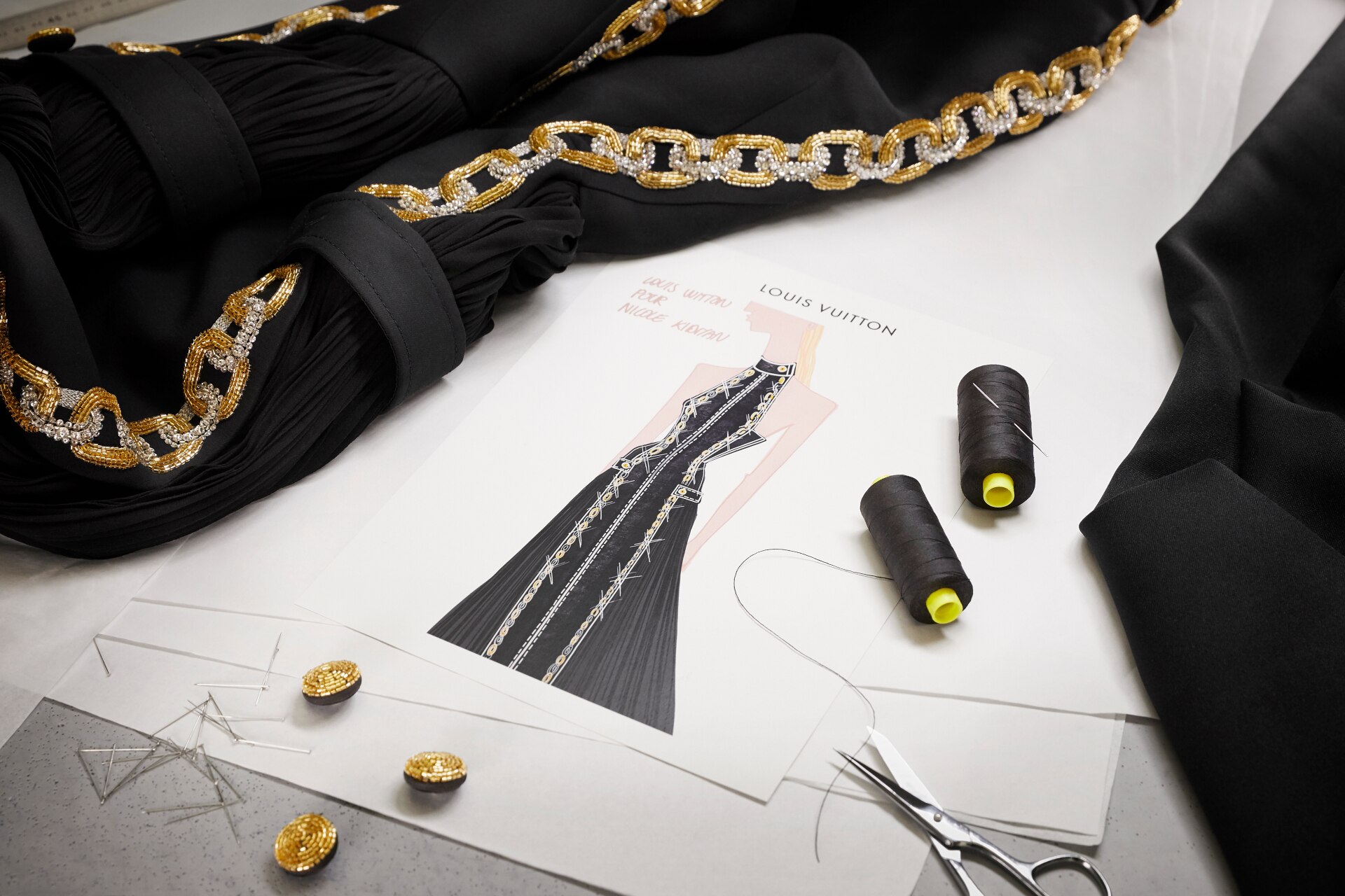 Vuitton - nicole kidman louis vuitton wardrobe malfunction