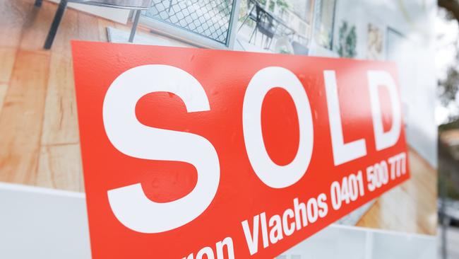 A new study finds how young Australians can buy their first home. Picture: NewsWire / Max Mason-Hubers