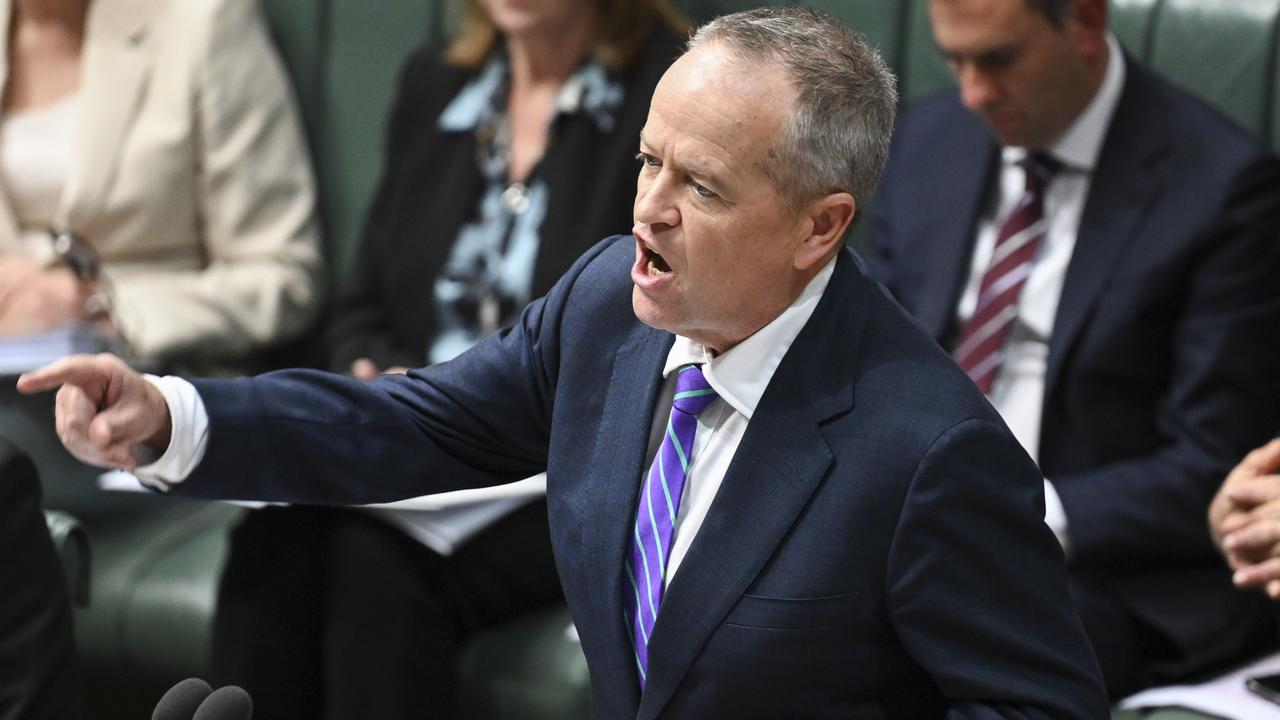 Labor frontbencher Bill Shorten said people had a right to protest. Picture: NewsWire / Martin Ollman