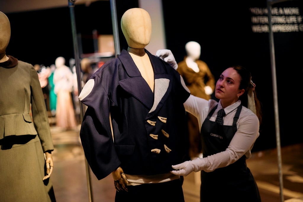 Uk Designer Vivienne Westwood’s Wardrobe Set For Charity Auction 