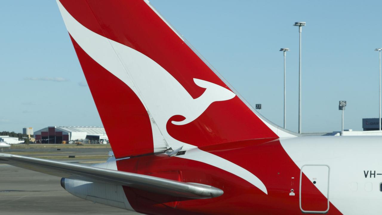 Qantas has quietly updated its advice to staff.