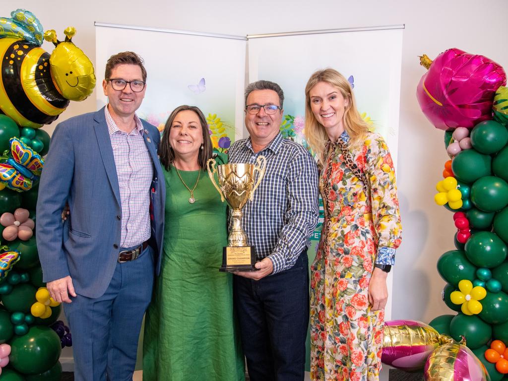 TRC Mayor Geoff McDonald (left) City Grand Champion garden winners. Leisa and Serge Rossignol with TRC Deputy Mayor Cr Rebecca Vonhoff. Chronicle Garden Competition, awards presentation at Oaks Toowoomba Hotel.Thursday September 14, 2 023