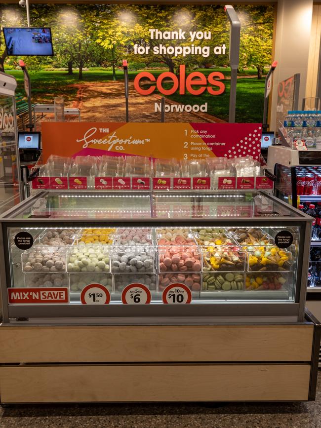 The new dessert bar.
