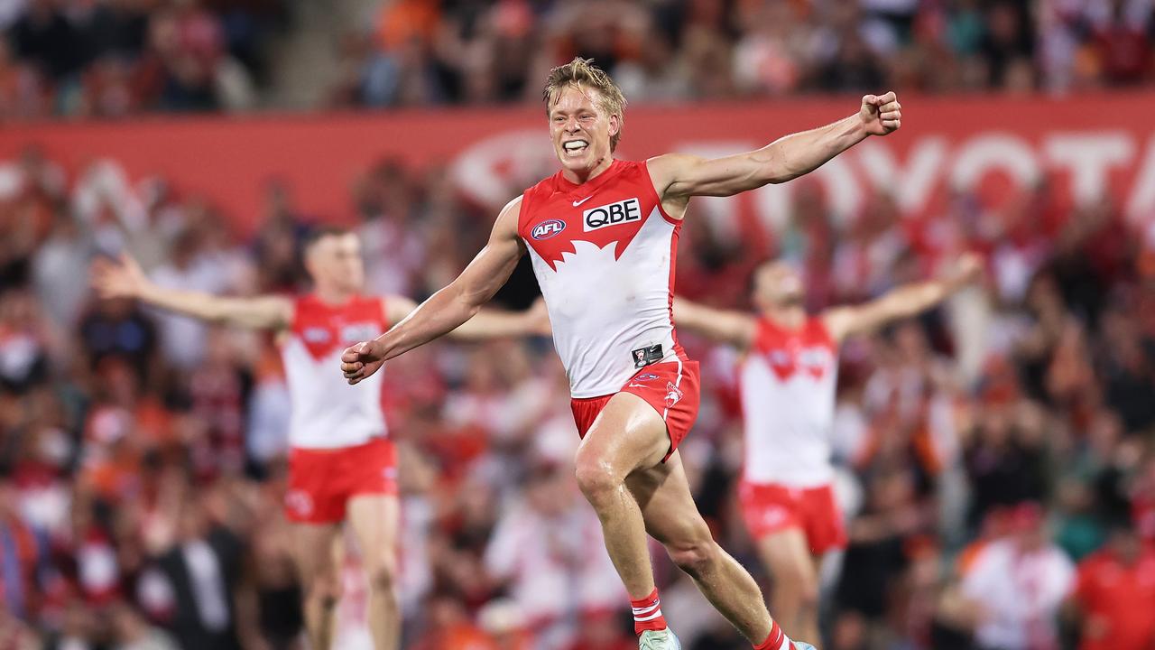 SYDNEY, AUSTRALIA - SEPTEMBER 07: Isaac Heeney of the Swans celebrates a goal during the AFL First Qualifying Final match between Sydney Swans and Greater Western Sydney Giants at Sydney Cricket Ground, on September 07, 2024, in Sydney, Australia. (Photo by Matt King/AFL Photos/via Getty Images)