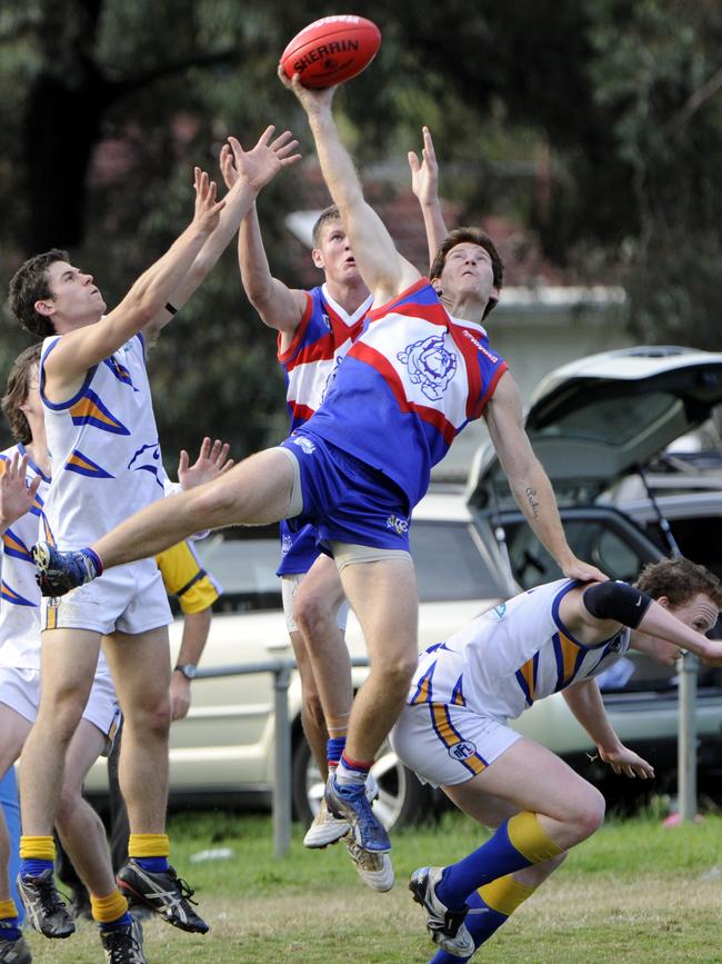 Shane Harvey attempts a miraculous mark in 2011.