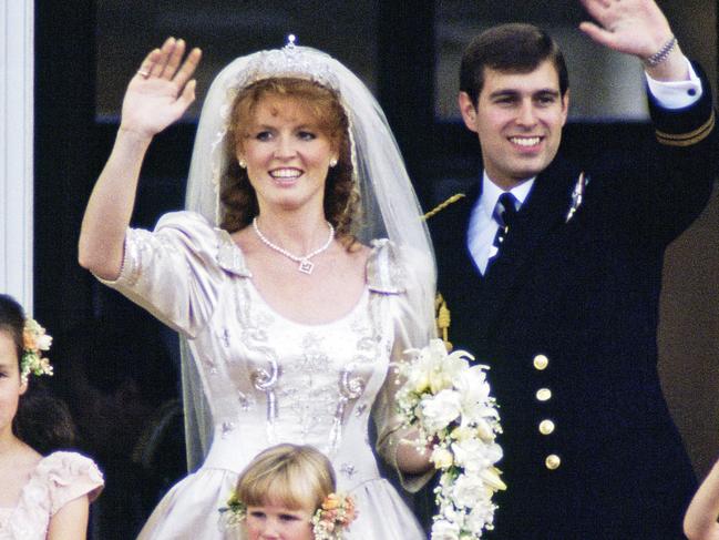 Prince Andrew wants to remarry Fergie