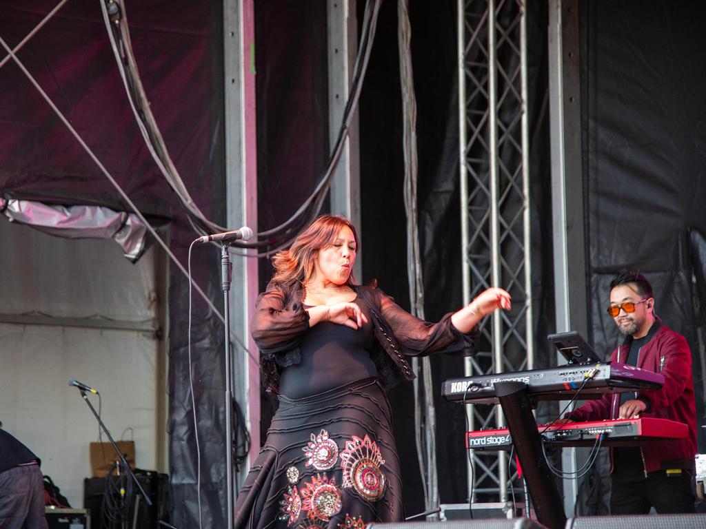 Kate Ceberano on stage at the Toowoomba Carnival of Flowers Festival of Food and Wine, Sunday, September 15, 2024. Picture: Bev Lacey