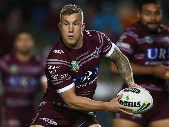 SYDNEY, AUSTRALIA - MAY 31:  Trent Hodkinson of the Sea Eagles passes during the round 13 NRL match between the Manly Sea Eagles and the North Queensland Cowboys at Lottoland on May 31, 2018 in Sydney, Australia.  (Photo by Matt King/Getty Images)