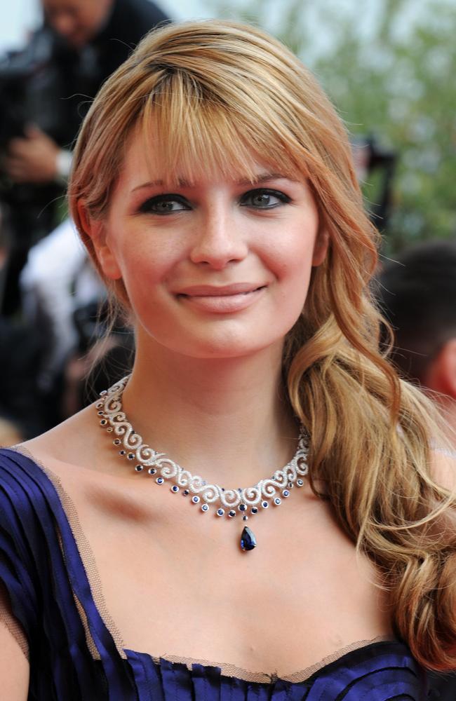 USA actor Mischa Barton poses as she arrives to attend the opening ceremony and the screening of Brazilian director Fernando Meirelles' film 'Blindness' at the 61st edition of the Cannes Film Festival in Cannes, southern France 14/05/2008.