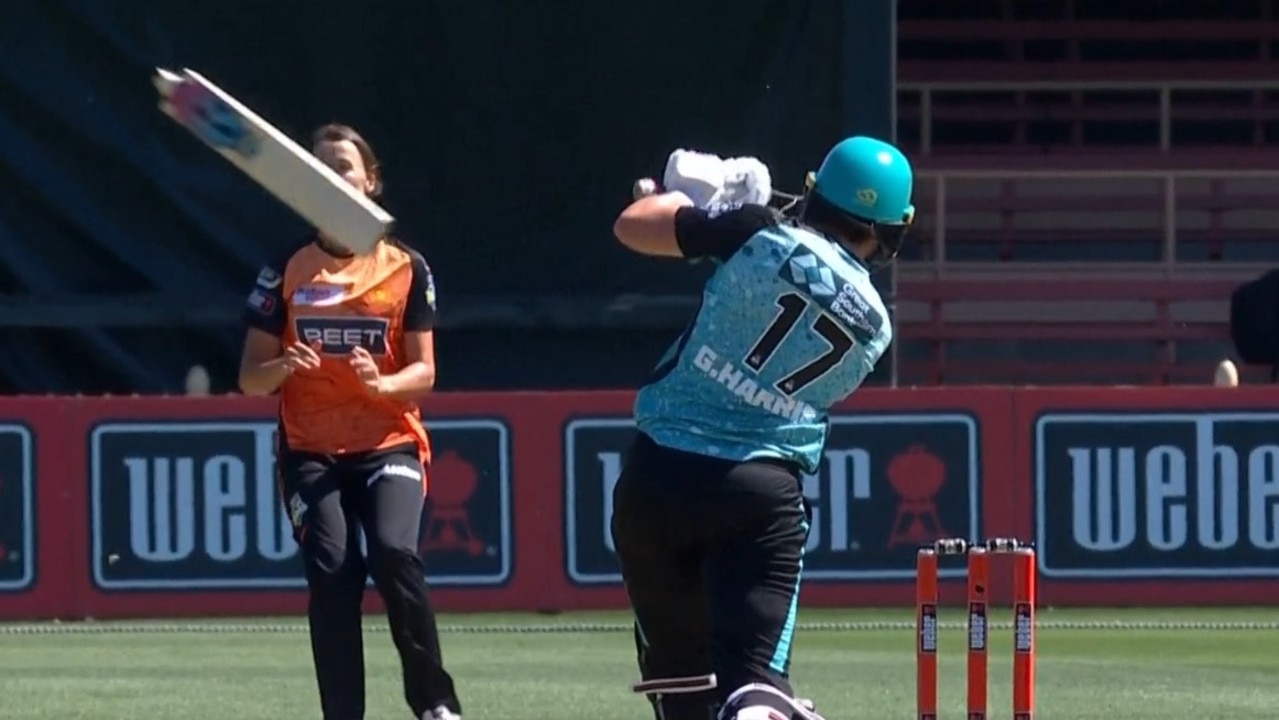 Crazy scenes at North Sydney Oval. Photo: Fox Sports