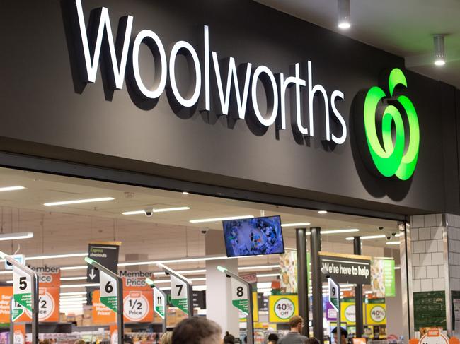 MELBOURNE AUSTRALIA - Newswire Photos FEBRUARY 21ST 2024 : Woolworths signage, as the Woolworths CEO resigns and Treasurer Jim Chalmers talks about the Wage Price Index and the Albanese Governments cost-of-living tax cuts. PICTURE : NCA Newswire / Nicki Connolly