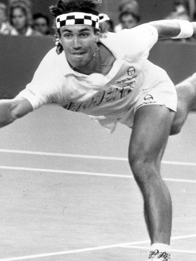 Pat Cash in action during his five-sets 1988 Australian Open loss.