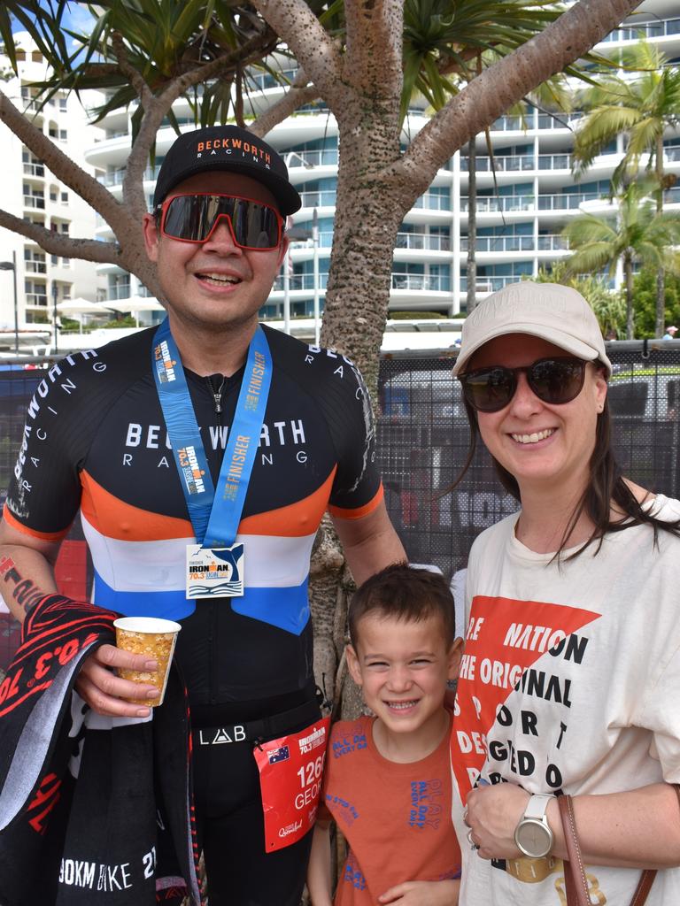 Georg Thomas, Alana Thomas and Logan Thomas at the Sunshine Coast Ironman 70.3 at Mooloolaba 2022.