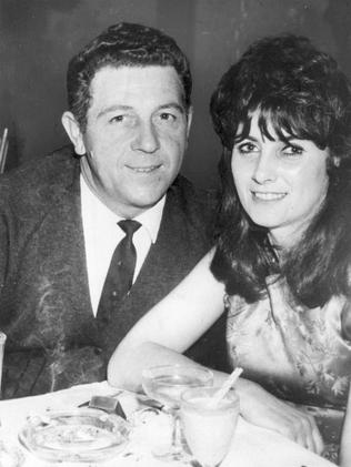 Elaine and Alan Jones. Raymond Edmonds remains a suspect for the murder of Elaine near Tocumwal in January, 1980
