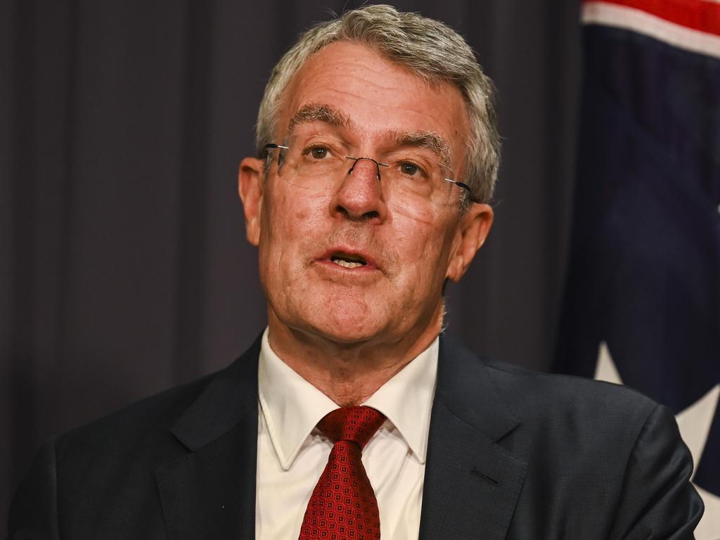 Attorney-General Mark Dreyfus will meet with state and territory police ministers on Friday. Picture: NCA NewsWire / Martin Ollman