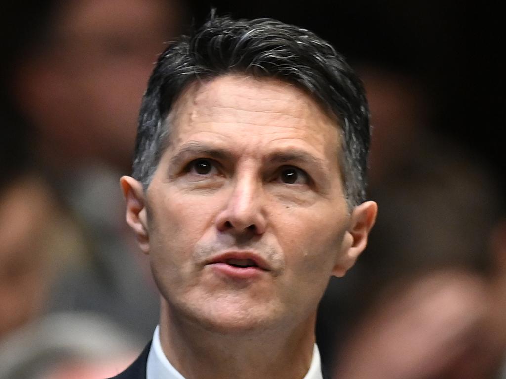 Minister for Customer Service Victor Dominello speaks during Question Time in the Legislative Assembly at New South Wales Parliament House in Sydney, Thursday, November 14, 2019. (AAP Image/Joel Carrett) NO ARCHIVING