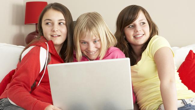 Kids as young as 10 are accessing online pornography as the epidemic grows