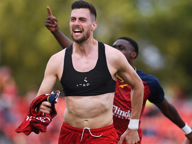ADELAIDE, AUSTRALIA - JANUARY 03: Tomi Juric of Adelaide United celebrates after scoring his teams first goal  during the A-League match between Adelaide United and Melbourne City at Coopers Stadium, on January 03, 2021, in Adelaide, Australia. (Photo by Mark Brake/Getty Images)